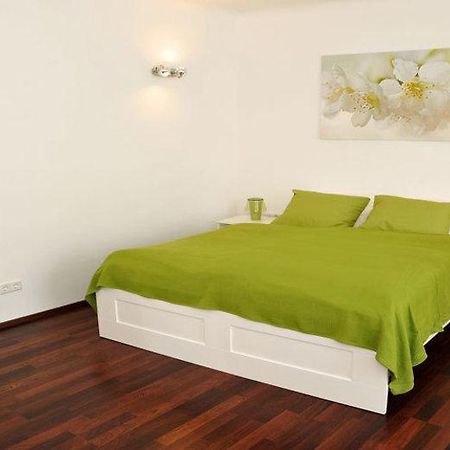 Joe'S Apartments - Franz-Josefs Kai 15 Виена Екстериор снимка