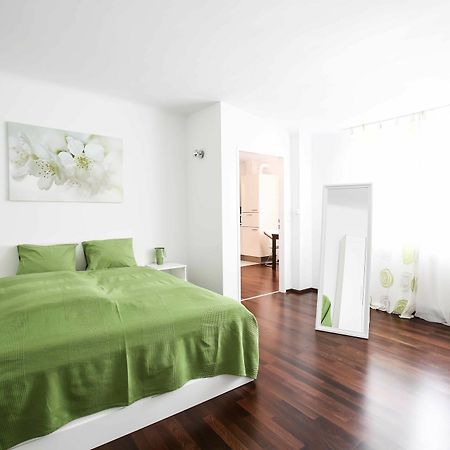 Joe'S Apartments - Franz-Josefs Kai 15 Виена Екстериор снимка